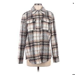 BB Dakota Play Hard Shacket size Medium